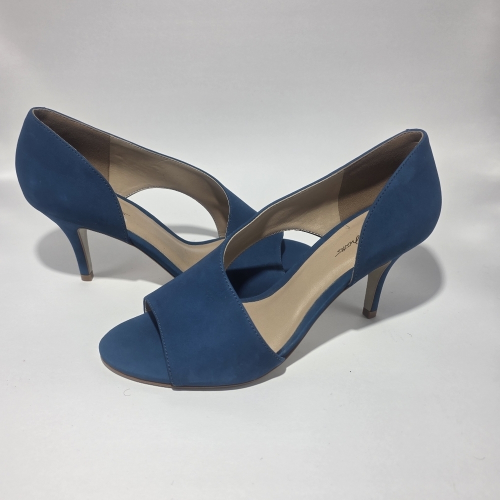 Elegant Blue Women's Shoes - Picture 4 of 10